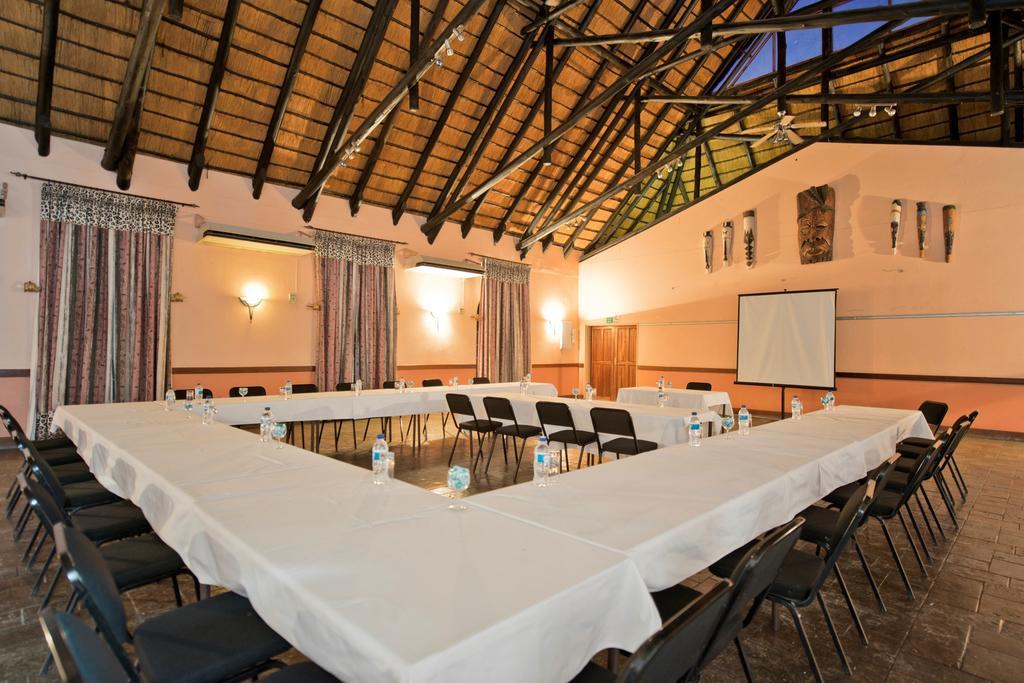 Oshakati Country酒店 外观 照片